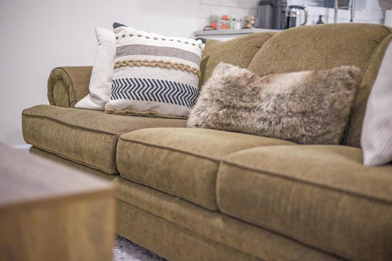 Trendy Lolo Apartment North Vancouver
